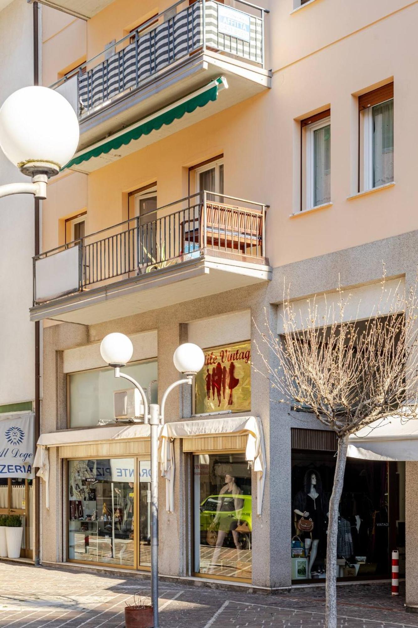 Sunny Home, Appartamento In Centro E Vicino Alla Spiaggia 格拉多 外观 照片