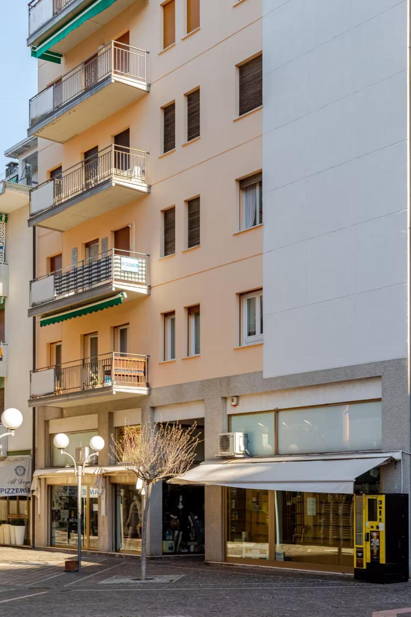 Sunny Home, Appartamento In Centro E Vicino Alla Spiaggia 格拉多 外观 照片
