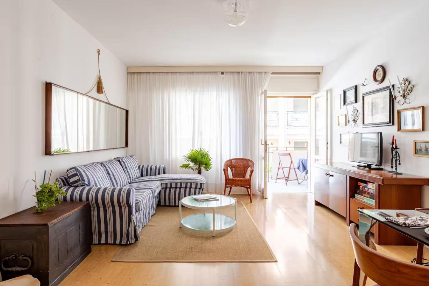 Sunny Home, Appartamento In Centro E Vicino Alla Spiaggia 格拉多 外观 照片